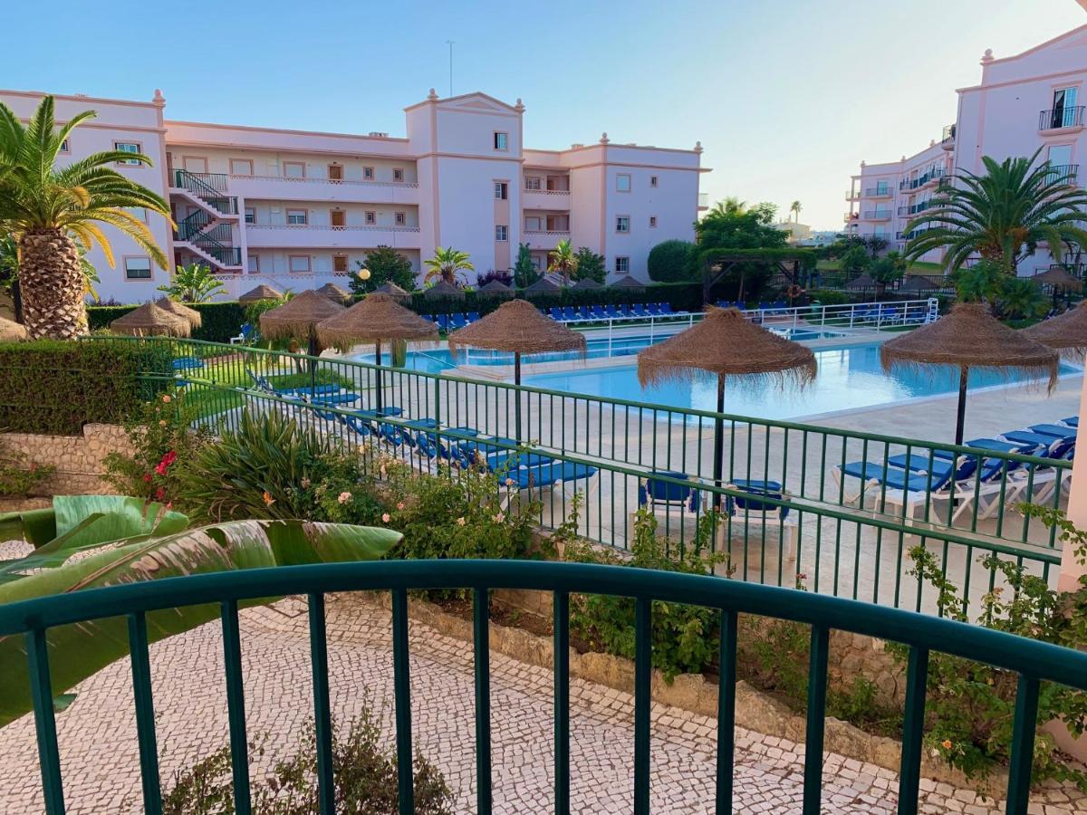 St. James Beach & Pool Apartment Luz Екстериор снимка
