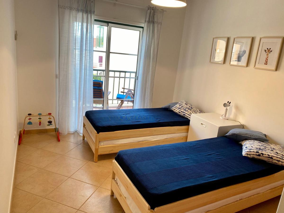 St. James Beach & Pool Apartment Luz Екстериор снимка